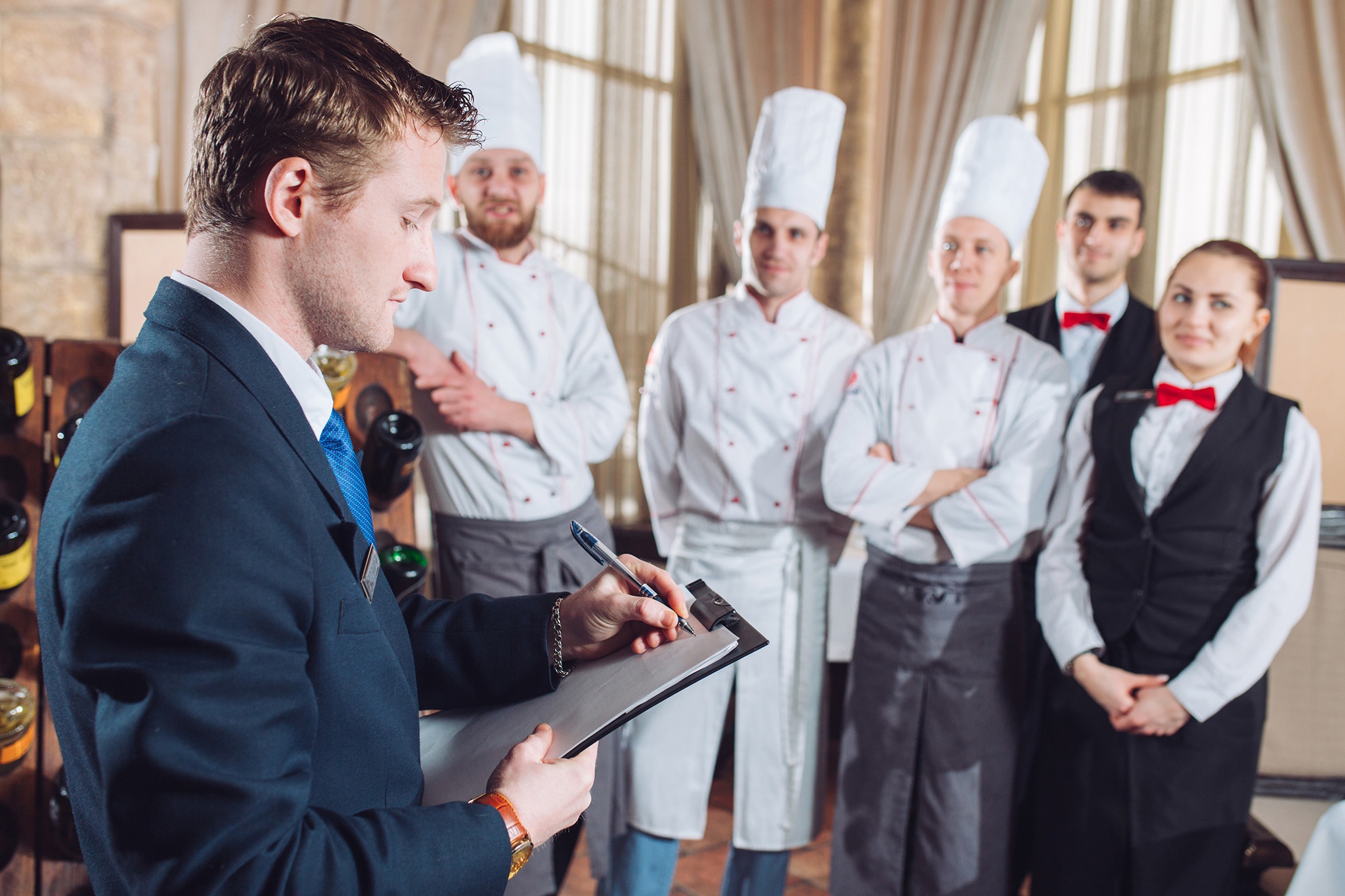 Revolutionizing the Dining Experience: How Technological Innovations are Reshaping Restaurant Management